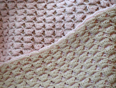 Free crochet pattern: Beginner&apos;s Round Ripple Crocheted Afghan